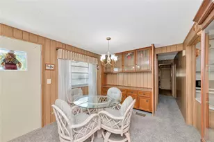 216 Outer Dr E, Venice, FL 34285 - Photo 20