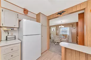 216 Outer Dr E, Venice, FL 34285 - Photo 18