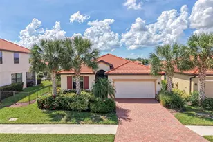 9845 Hilltop Dr, Venice, FL 34292 - Photo 4