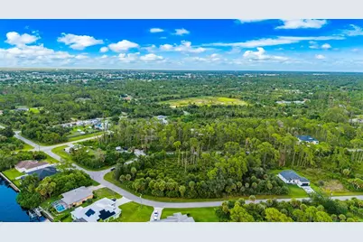 330 Ramblewood Street, Port Charlotte, FL 33953 - Photo 8