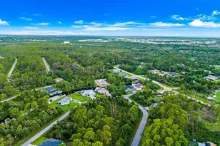 330 Ramblewood St, Port Charlotte, FL 33953 - Photo 10