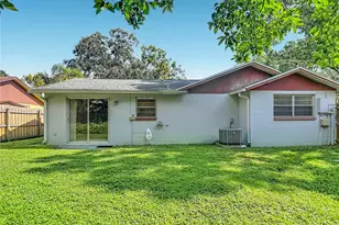 617 Highview Cir S, Brandon, FL 33510 - Photo 38