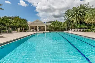 554 Fallbrook Dr, Venice, FL 34292 - Photo 48