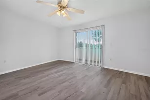 245 Center Rd, Venice, FL 34285 - Photo 24