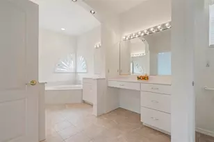 613 Khyber Ln, Venice, FL 34293 - Photo 44