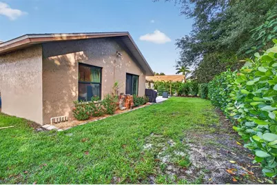 6981 Saint Edmunds Loop, Fort Myers, FL 33966 - Photo 44