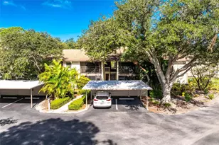 642 Bird Bay Dr E, Venice, FL 34285 - Photo 1