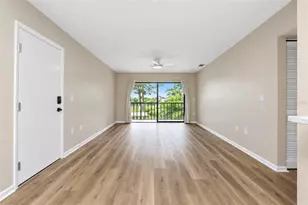 642 Bird Bay Dr E, Venice, FL 34285 - Photo 12