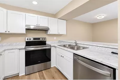 642 Bird Bay Dr E #205, Venice, FL 34285 - Photo 8
