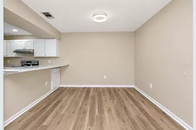 642 Bird Bay Dr E #205, Venice, FL 34285 - Photo 10