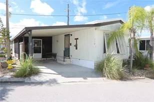 118 N Starboard Dr, Venice, FL 34285 - Photo 1