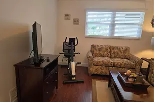 756 Village Cir, Venice, FL 34292 - Photo 30