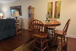 756 Village Cir, Venice, FL 34292 - Photo 14