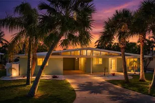 1429 Lemon Bay Dr, Englewood, FL 34223 - Photo 2