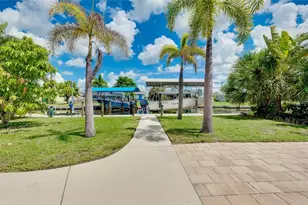 1429 Lemon Bay Dr, Englewood, FL 34223 - Photo 40