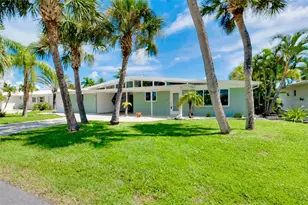 1429 Lemon Bay Dr, Englewood, FL 34223 - Photo 52