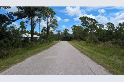 3241 Douglas Road, Port Charlotte, FL 33980 - Photo 4