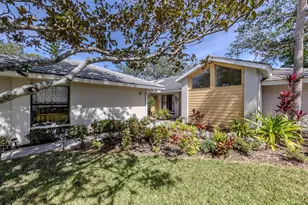 268 Southampton Dr, Venice, FL 34293 - Photo 4