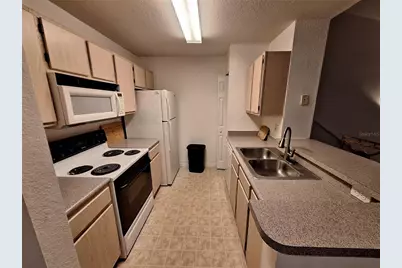 8809 Manor Loop #203, Bradenton, FL 34202 - Photo 10