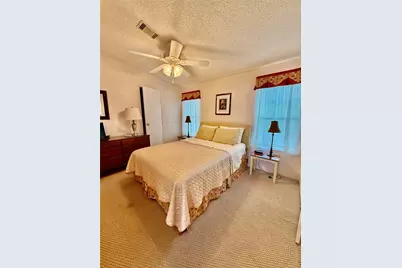 615 S Green Circle, Venice, FL 34285 - Photo 12