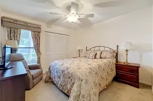 307 Pembroke Ln N, Venice, FL 34293 - Photo 40