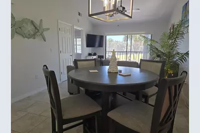 927 Capri Isles Boulevard #10, Venice, FL 34292 - Photo 10