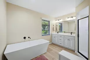 620 Hibiscus Dr, Venice, FL 34285 - Photo 24