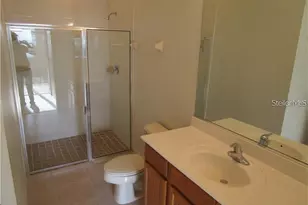 4213 Via Piedra Cir, Sarasota, FL 34233 - Photo 16