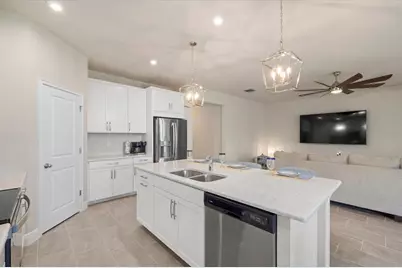 11925 Bohemian Place, Venice, FL 34293 - Photo 12