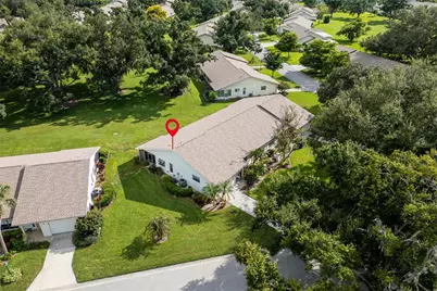4206 Oakhurst Circle E #3075, Sarasota, FL 34233 - Photo 10