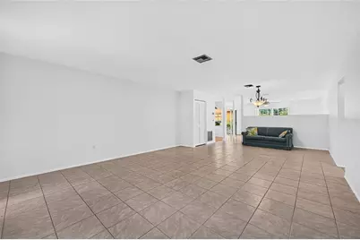 4206 Oakhurst Circle E #3075, Sarasota, FL 34233 - Photo 18