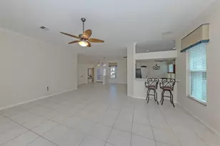 685 Misty Pine Dr, Venice, FL 34292 - Photo 8