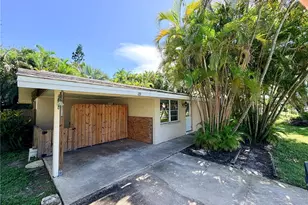 225 Magnolia Rd, Venice, FL 34293 - Photo 6