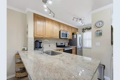 423 Cerromar Terrace #366, Venice, FL 34293 - Photo 10