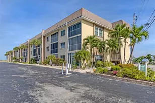 1400 Tarpon Center Dr, Venice, FL 34285 - Photo 18