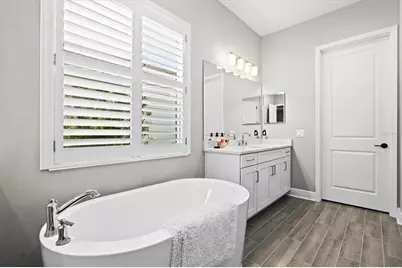 21221 Holmes Circle, Venice, FL 34293 - Photo 40