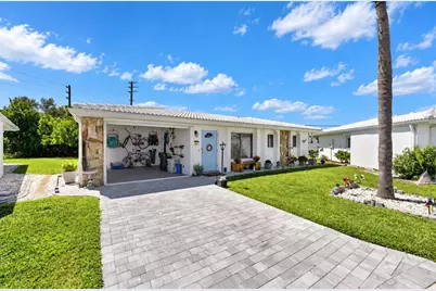 82 Circlewood Drive #A3-4, Venice, FL 34293 - Photo 2
