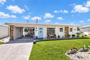 82 Circlewood Dr, Venice, FL 34293 - Photo 1
