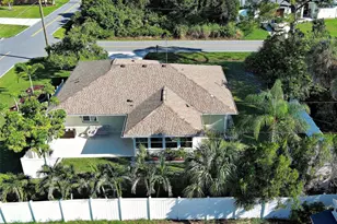 785 Cypress Rd, Venice, FL 34293 - Photo 4