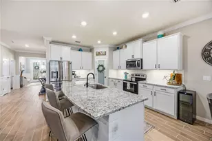 12596 Night View Dr W, Sarasota, FL 34238 - Photo 8