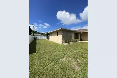 5050 Lucine Road, Venice, FL 34293 - Photo 2