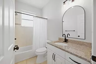 1315 Southland Rd, Venice, FL 34293 - Photo 12