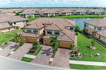 20051 Ragazza Circle #202, Venice, FL 34293 - Photo 2