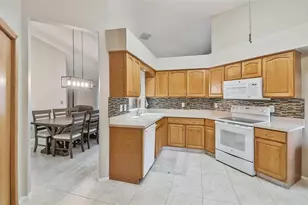 13105 Faulkner Pl, Riverview, FL 33579 - Photo 10