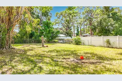 804 66th Avenue W, Bradenton, FL 34207 - Photo 4