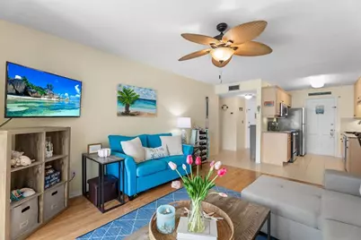200 The Esplanade N #B15, Venice, FL 34285 - Photo 8