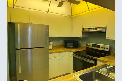 634 Bird Bay Drive E #201, Venice, FL 34285 - Photo 8