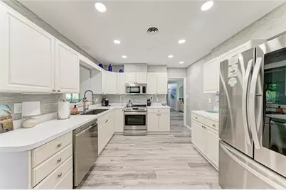 1837 Upper Cove Terrace, Sarasota, FL 34231 - Photo 16