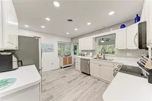 1837 Upper Cove Terrace, Sarasota, FL 34231 - Photo 18