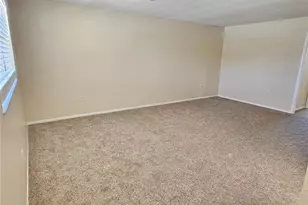 245 Center Rd, Venice, FL 34285 - Photo 2